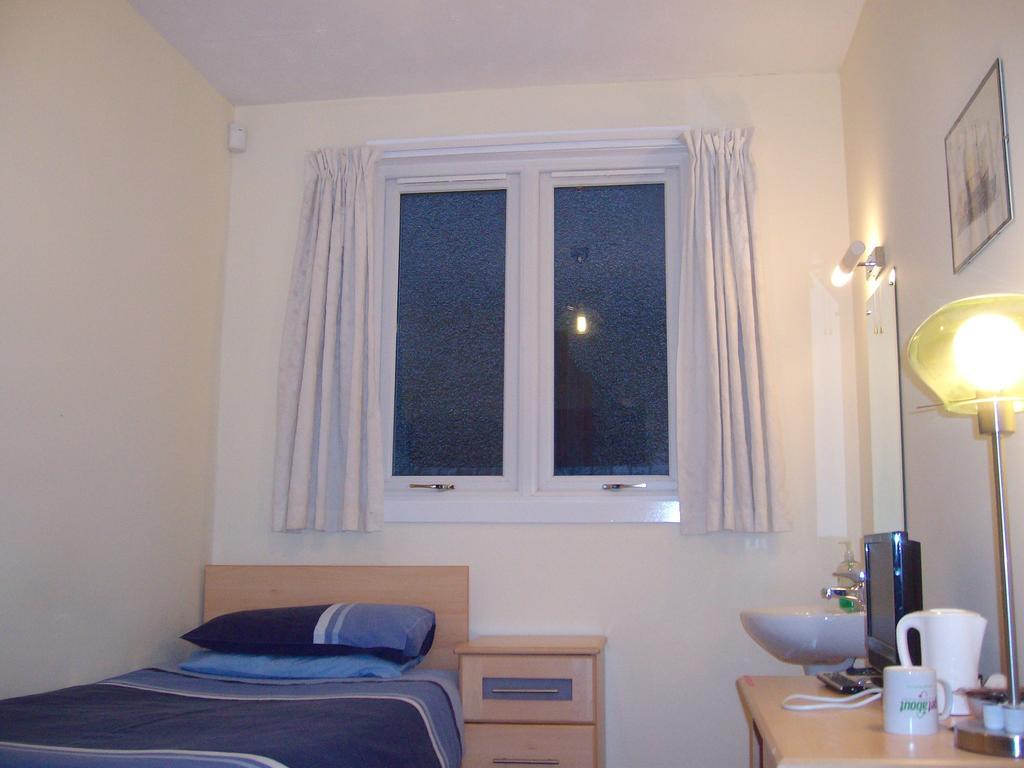 Lindhome Guest House Aberdeen Room photo